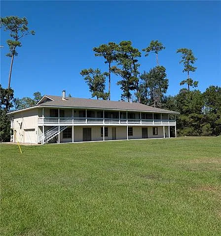 5 bed, 2.5 bath, 3420 sqft, $2,500 — Photo 2