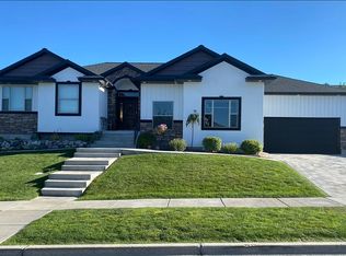 1553 Huntington Dr, Pocatello, ID 83204