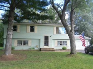 3 Ashton Dr, Rochester, NY 14624