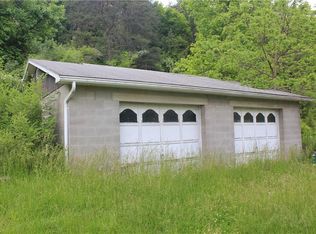 5314 Stillwell Rd, Davisville, WV 26142