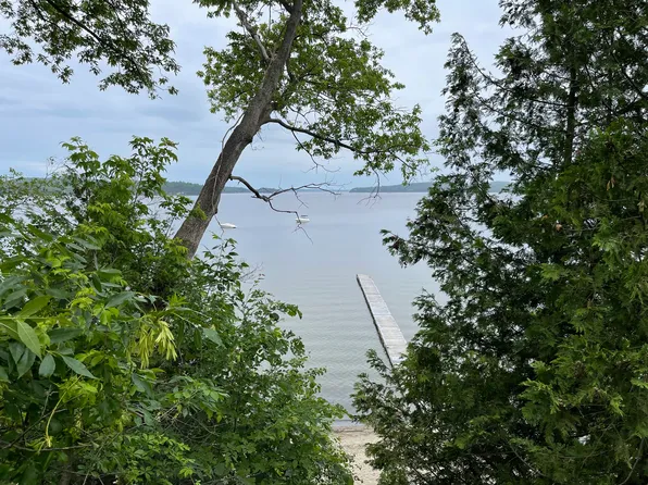 30 Tamorac Pl #2, Colchester, VT 05446