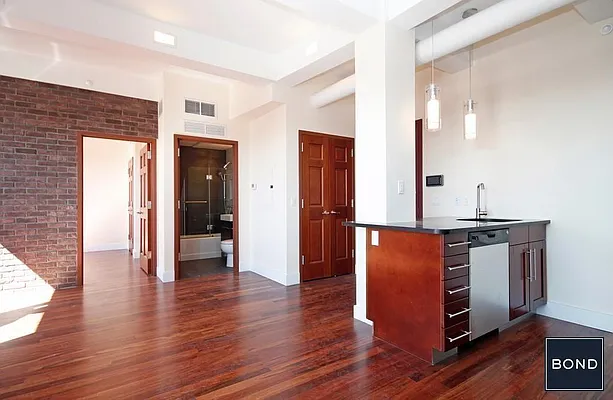 Rented by Bond New York | media 9