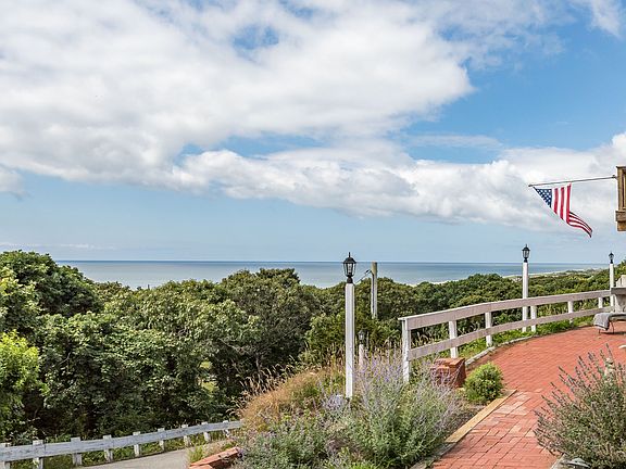 4th image of 173 Old Montauk Hwy