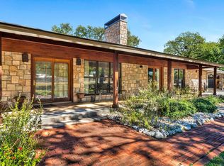 432 Oak Wood Rd, Kerrville, TX 78028