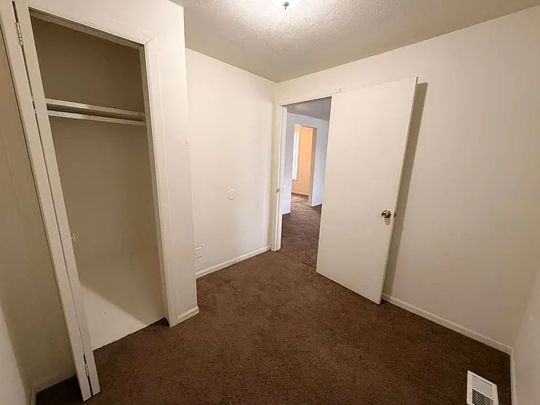 804 Lorain St #2 — Photo 5