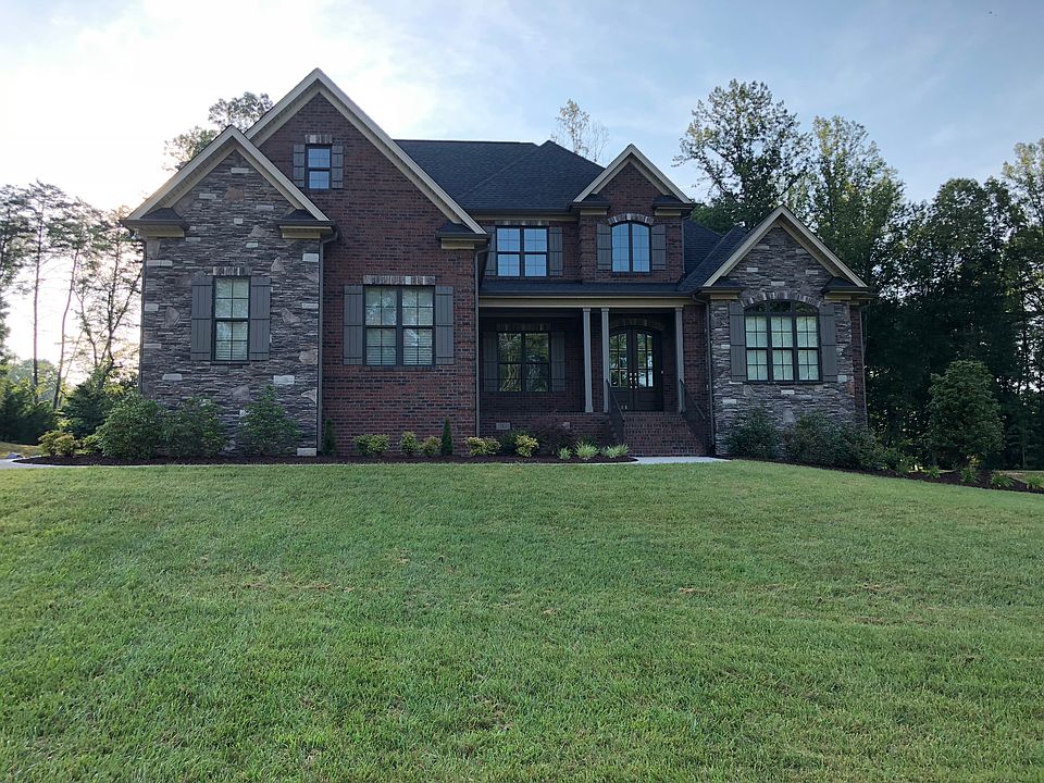 1st image of 7714 Briardenn Dr
