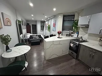 950 Bergen Street, #3