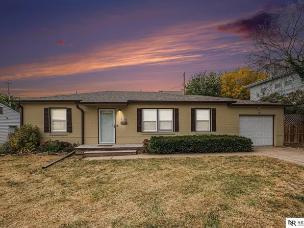 520 S 70th St, Omaha, NE 68106
