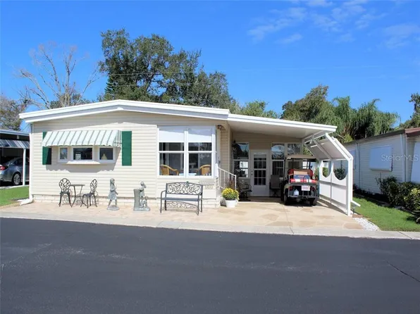 114 Royal Palm Cir, Largo, FL 33778