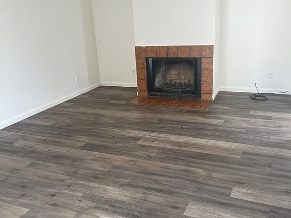 Living Room (sorry, no burning the fireplace)