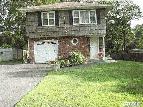 2nd image of 44 Bretton Rd