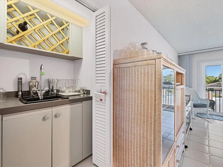 500 S Washington Dr #5B — Photo 23