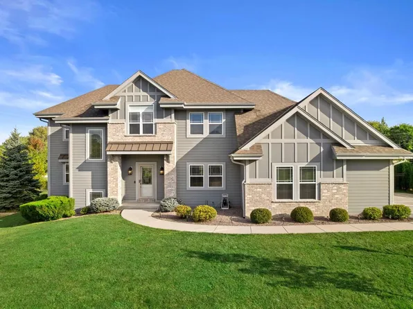 N63W13412 Hummingbird WAY, Menomonee Falls, WI 53051