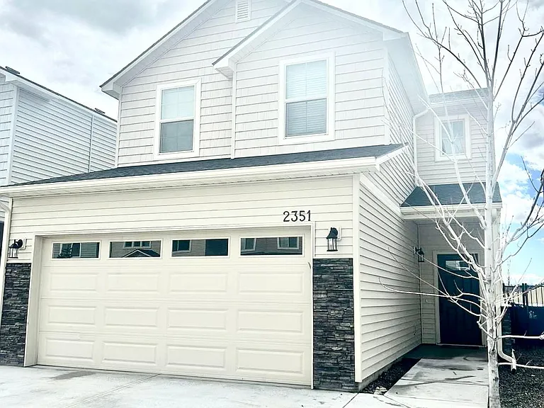 2351 E Tiger Lily Dr — Photo 1