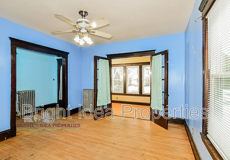 2104 Emerson Ave S #2 — Photo 16