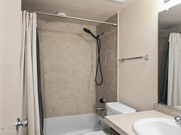 1810 E Blacklidge Dr #416 — Photo 17