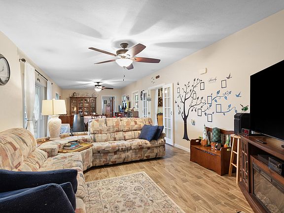 5th image of 1341 SE Seashell Lane