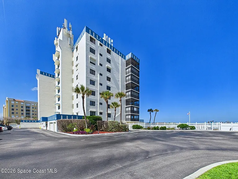 1125 Highway A1A #502 — Photo 3