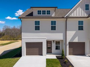 336 Legends Cir, Baxter, TN 38544