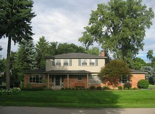 2708 Brady Dr, Bloomfield Hills, MI 48304