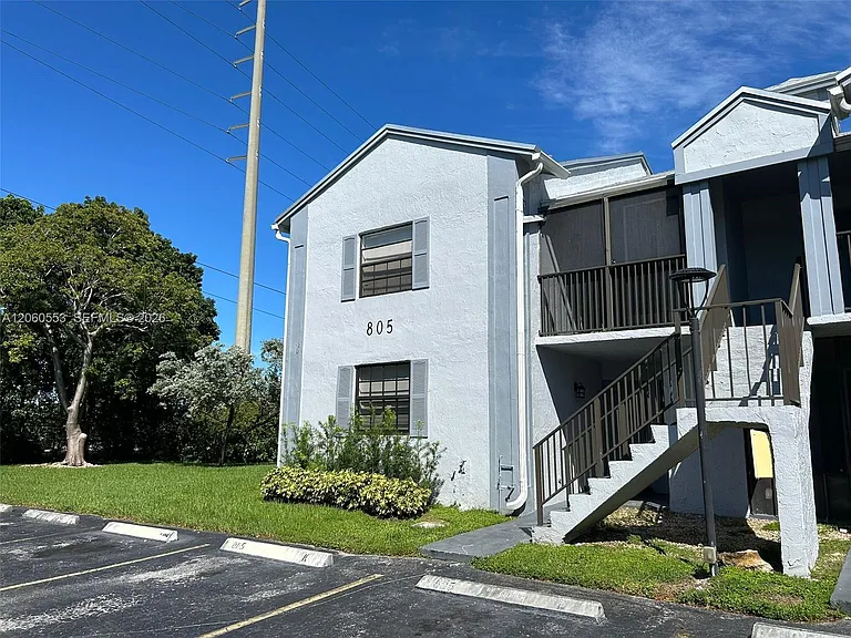 805 N Franklin Ave #805L — Photo 6