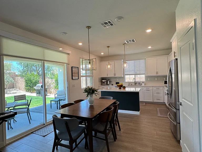 35403 Bains Ave — Photo 8
