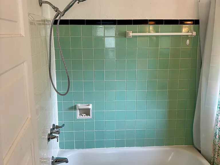 1208 Preyer Ave — Photo 10