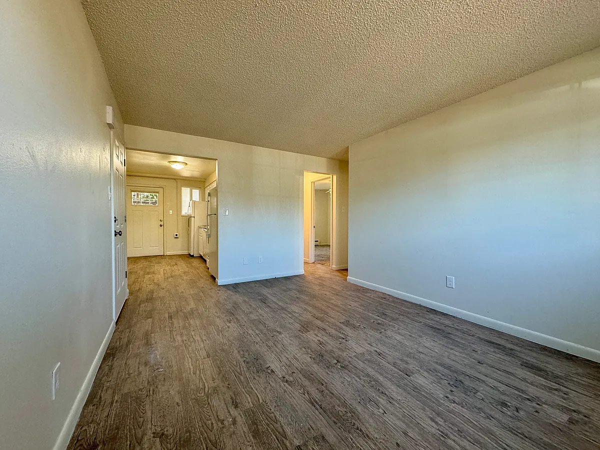 Building Photo - 1363 S Coffman St #D