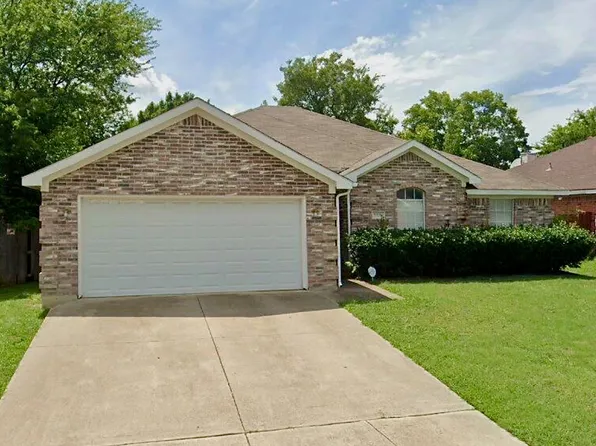 7321 Briarwyck Ct, Fort Worth, TX 76137