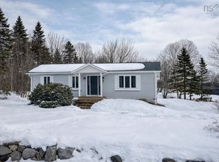 1 Oakridge Dr, Brookside, NS B3T 1S8