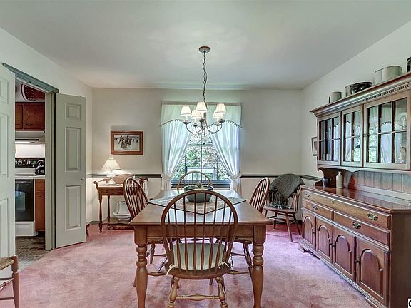 5th image of 401 Garland Dr