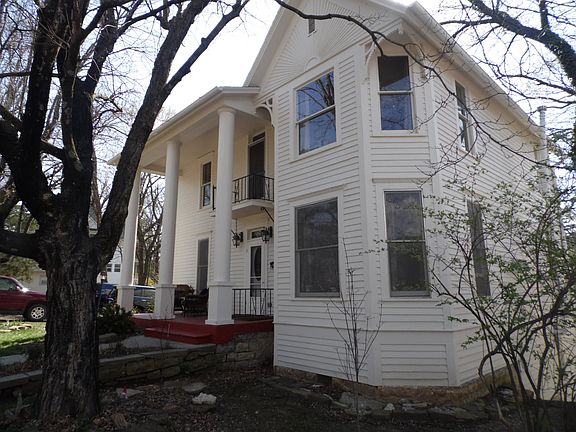 "Outstanding Restor. Award"