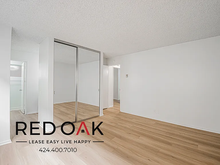 411 E Bay State St — Photo 38