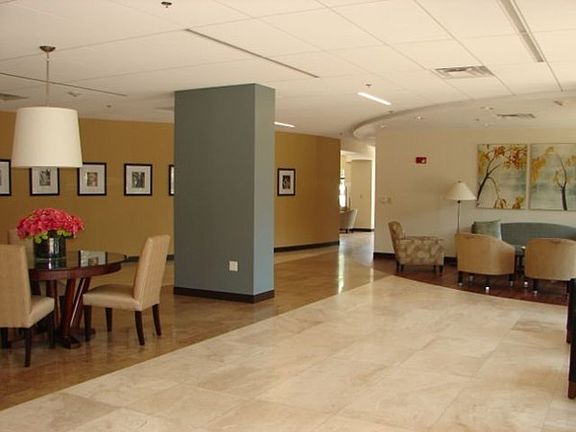4th image of 60 Longwood Ave APT 807