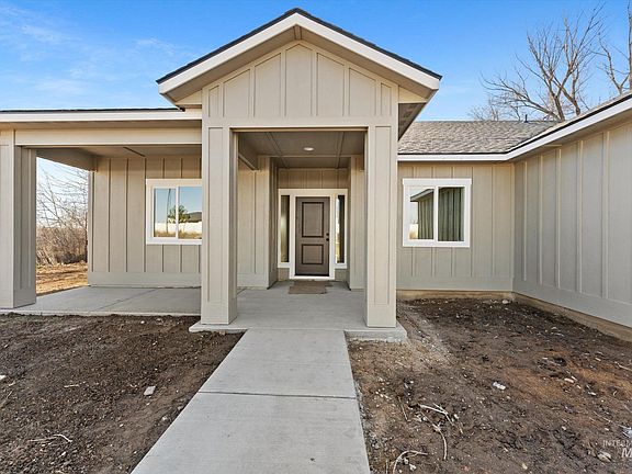 3rd image of 1705 Ruth Ln