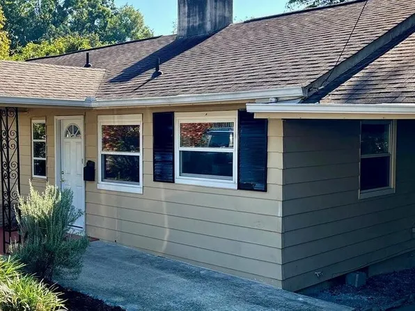 114 Townsend Rd, Oak Ridge, TN 37830