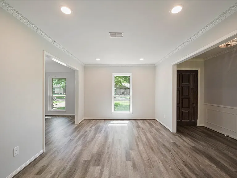 1726 Ashford Hollow Ln — Photo 11