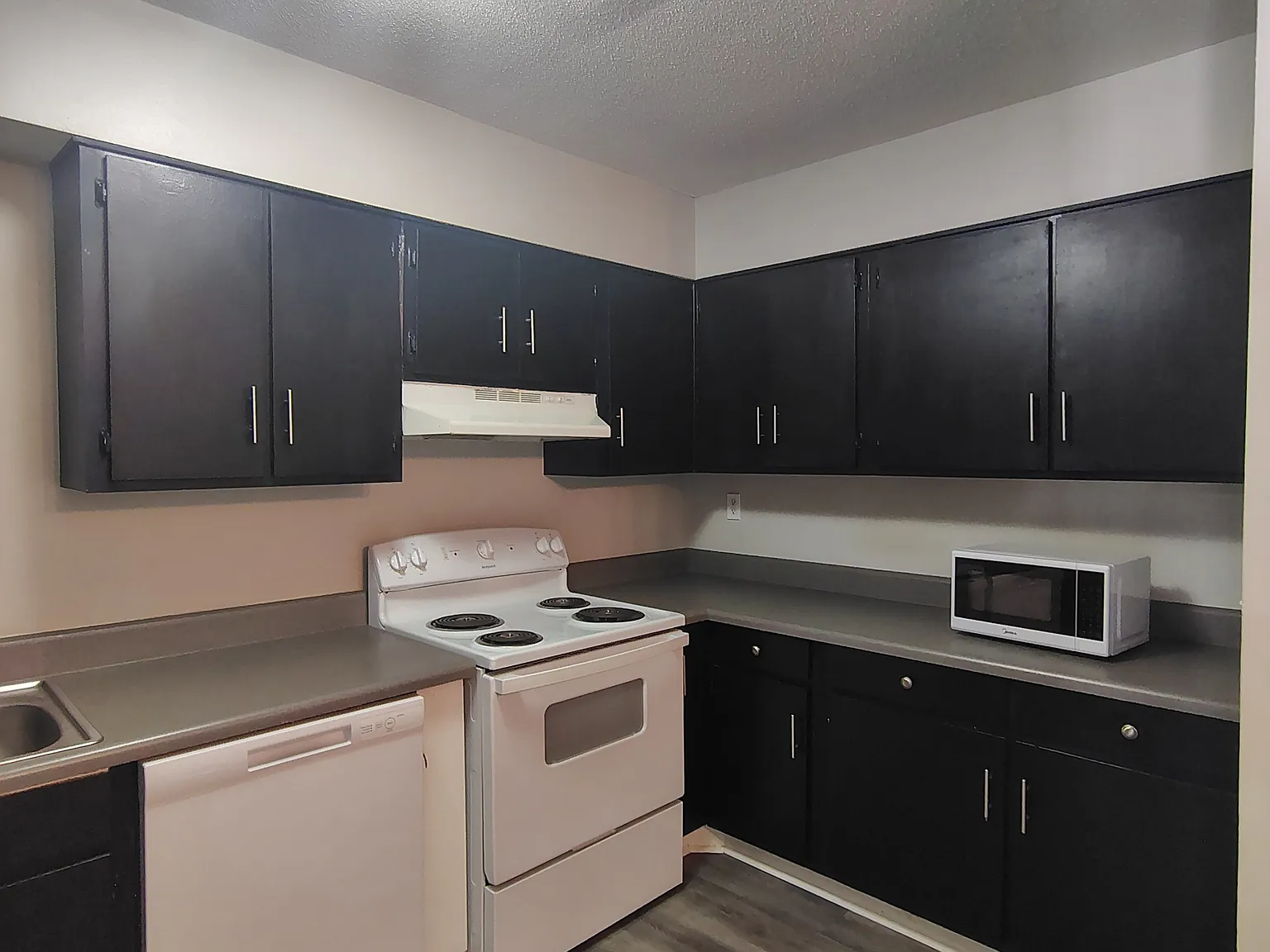 1100 Skyland Drive #O4 - 1 — Photo 3