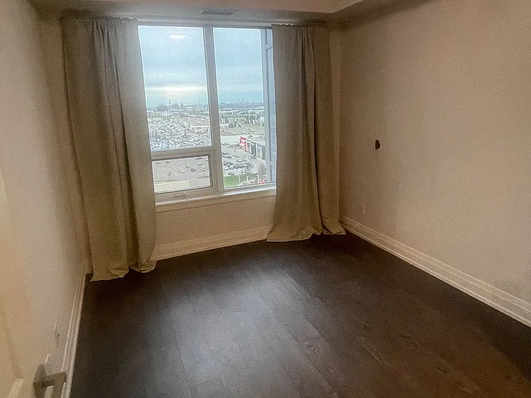 3600 Highway 7 Rd #1010 — Photo 15