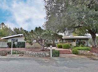 5826 Four Oaks Ln, Clayton, CA 94517