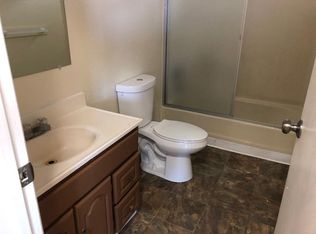 890 Rider Ave APT F, Salinas, CA 93905