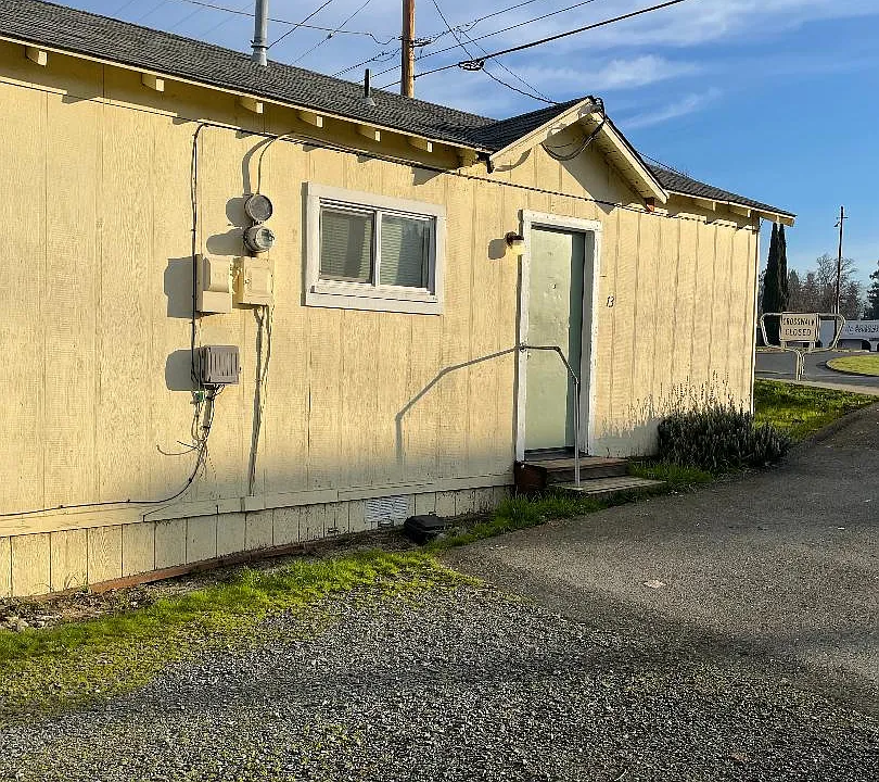 2 bed, 1.0 bath, $1,150