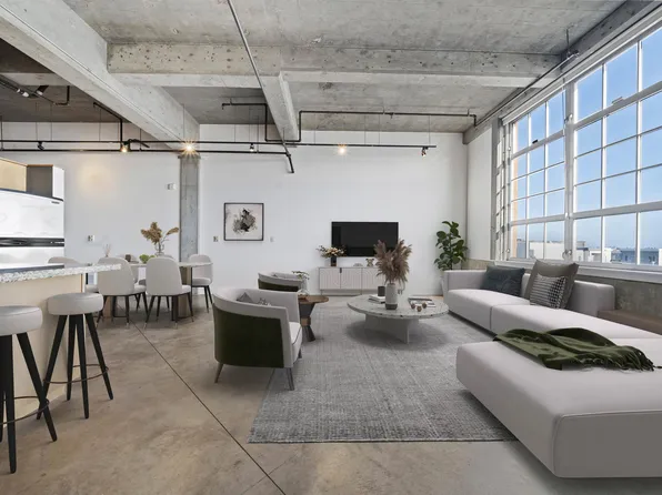 201 4th St APT 501, Oakland, CA 94607