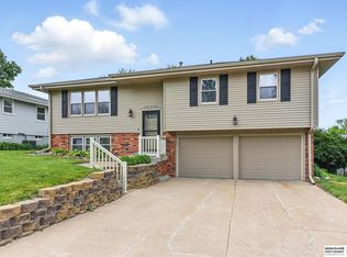 14936 L St, Omaha, NE 68137