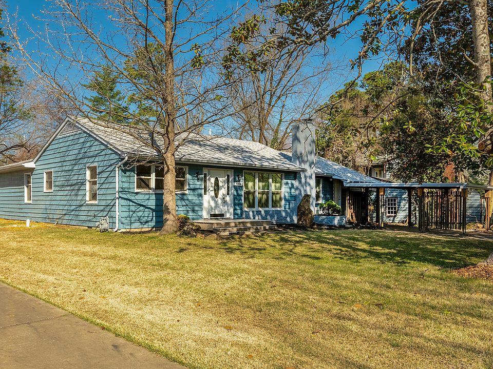1st image of 1004 S Taylor Dr