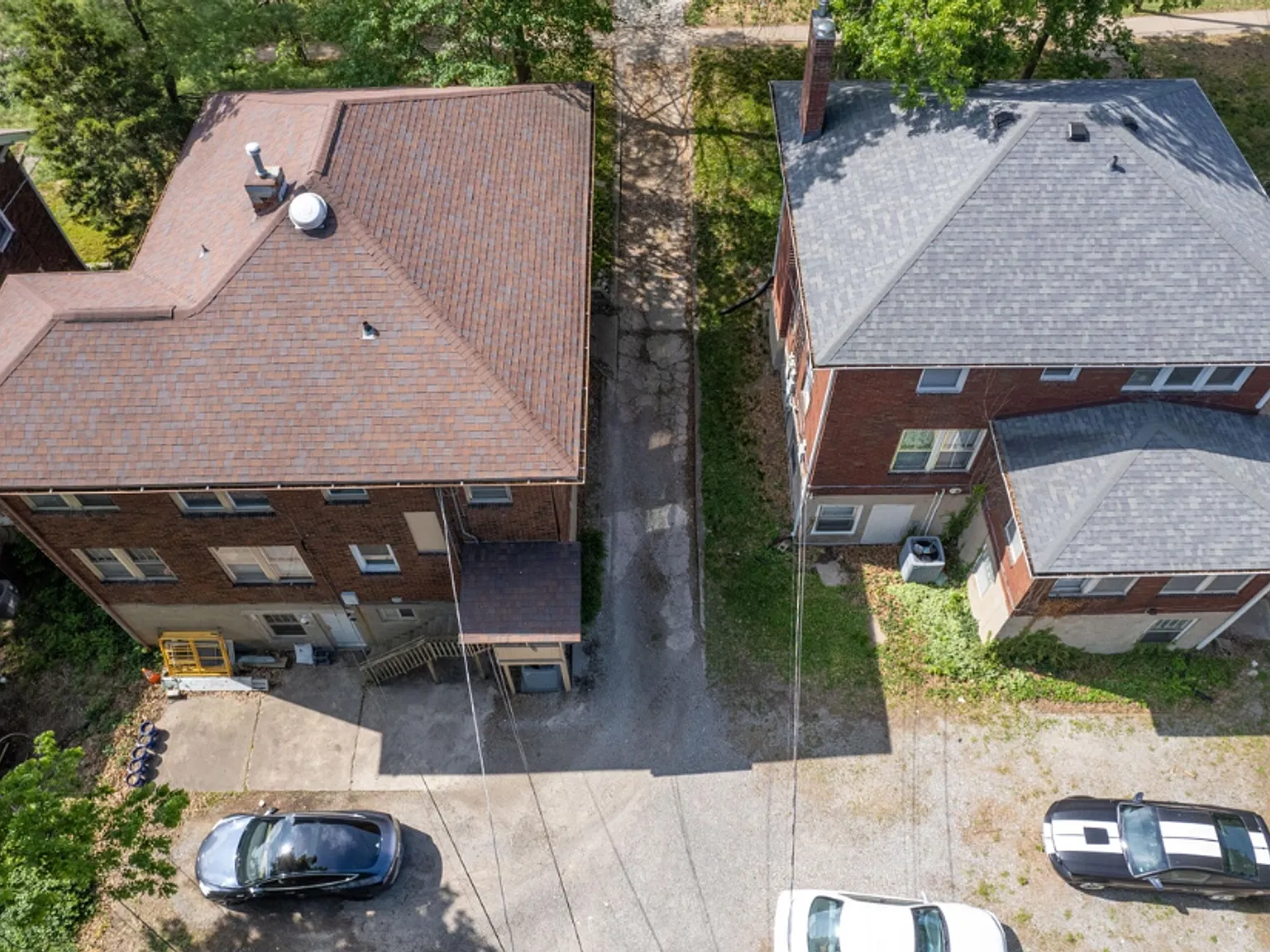 1405 University Ave — Photo 2