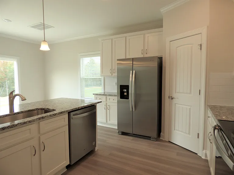 110 Tavern Trl — Photo 8