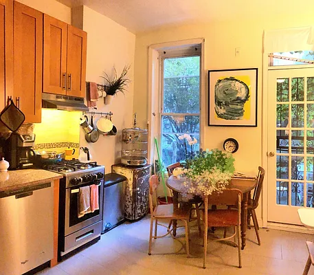 Rented by Douglas Elliman | media 85