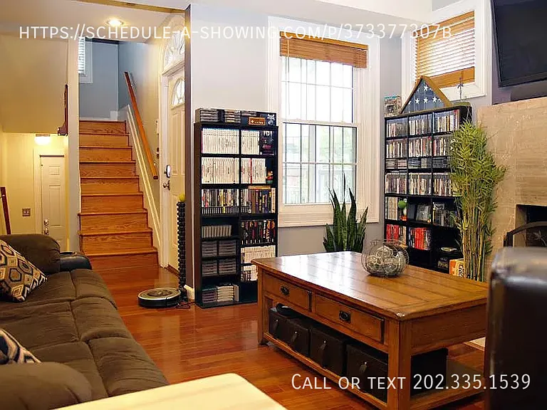 2008 Bryant St NE — Photo 20