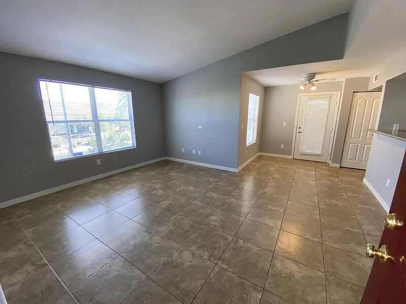 5055 W Hacienda Ave #2101